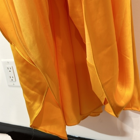 Ieena for Mac Duggal V-Neck Princess Bell Long Dress yellow gown plus size 14 - Picture 10 of 14